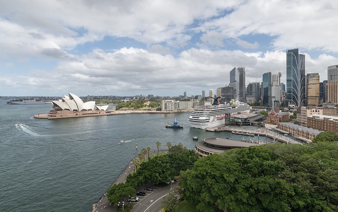 Sydney Harbour, the Opera House and the city skyline